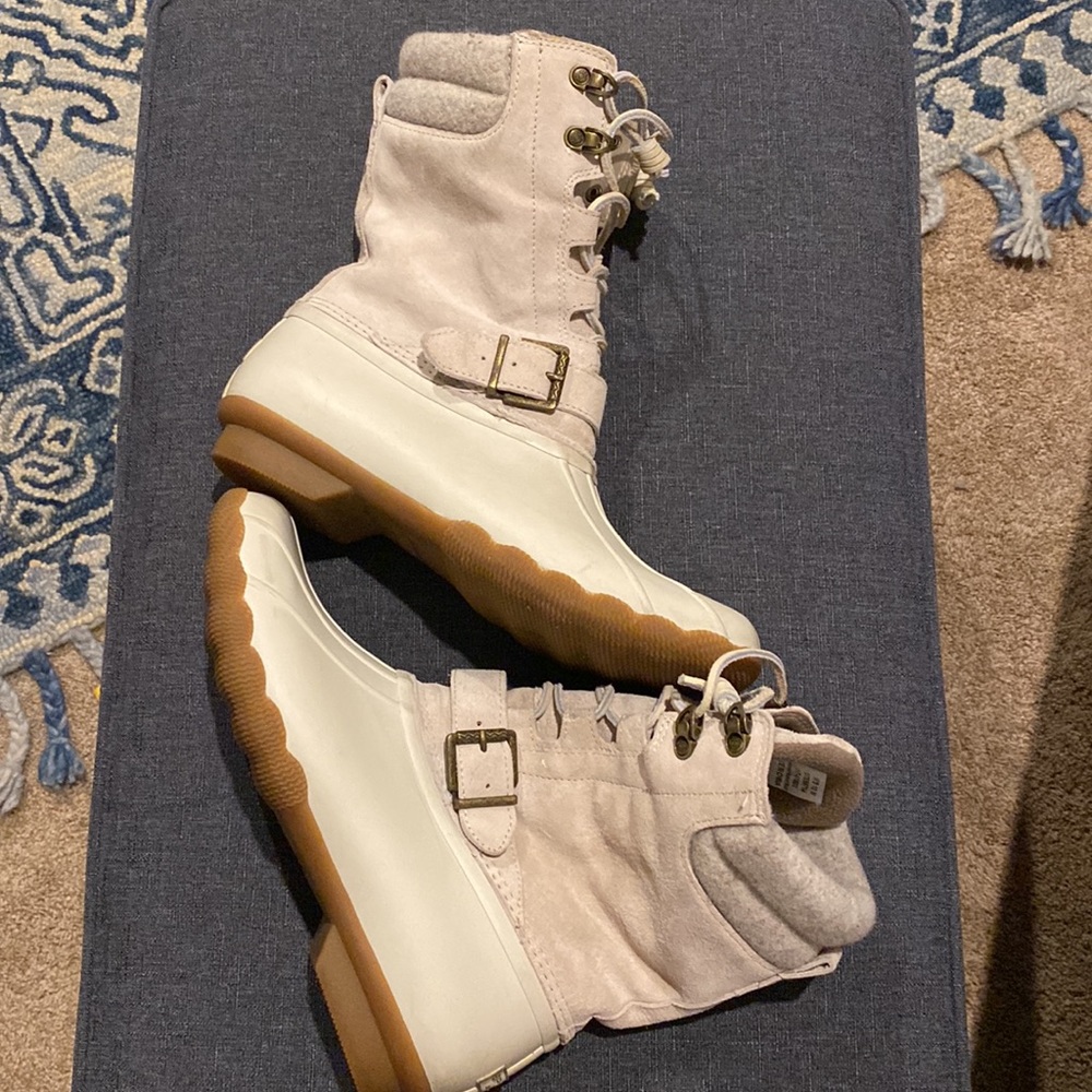 Sperry waterproof tan woman’s boots Size 10 $50